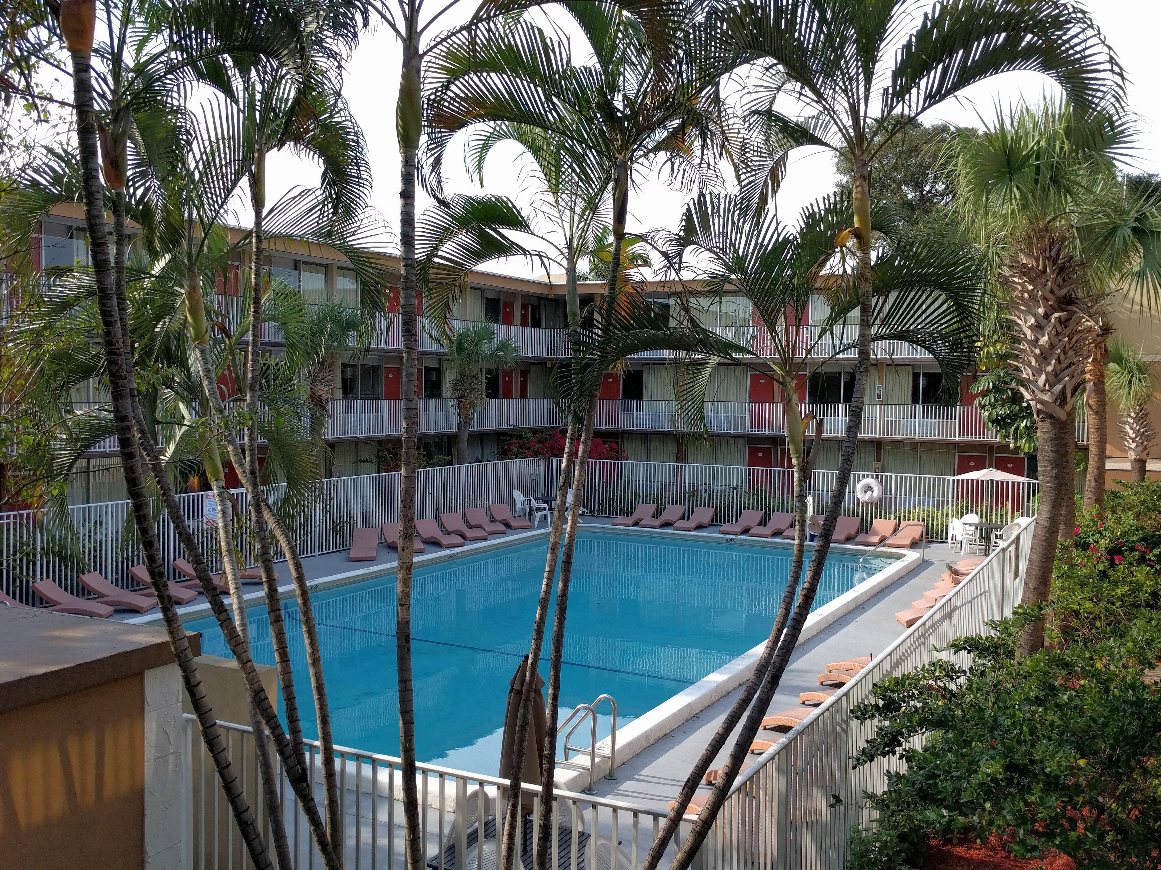 Red Carpet Inn Airport Fort Lauderdale Dania Beach Extérieur photo